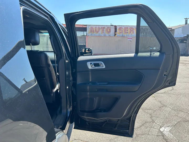 BLACK, 2014 FORD EXPLORER Image 33