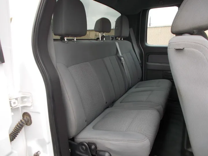 WHITE, 2014 FORD F150 SUPER CAB Image 30