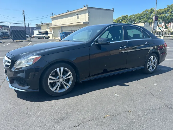 BLACK, 2014 MERCEDES-BENZ E-CLASS Image 10