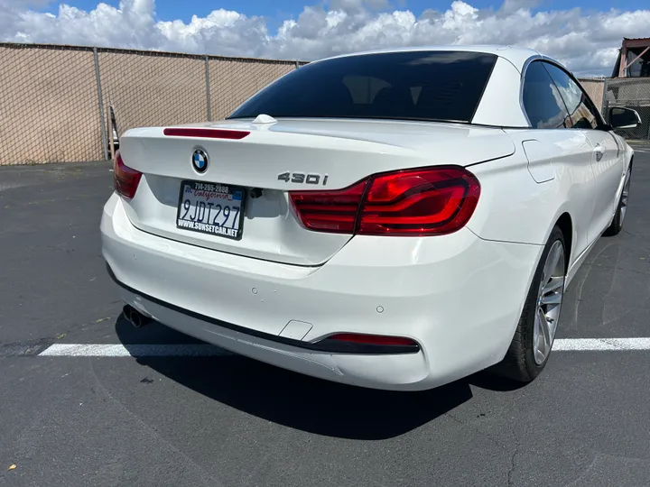 WHITE, 2019 BMW 4 SERIES Image 5