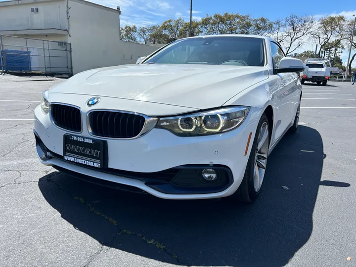 WHITE, 2019 BMW 4 SERIES Image 11