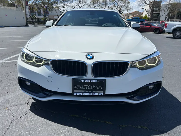 WHITE, 2019 BMW 4 SERIES Image 12