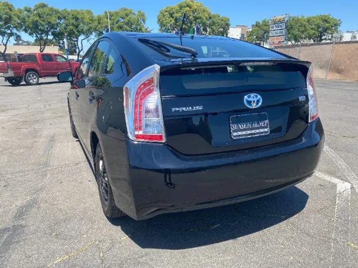 BLACK, 2013 TOYOTA PRIUS Image 7