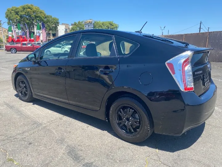 BLACK, 2013 TOYOTA PRIUS Image 8