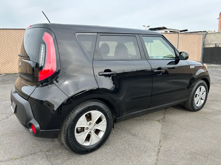 BLACK, 2016 KIA SOUL Image 4