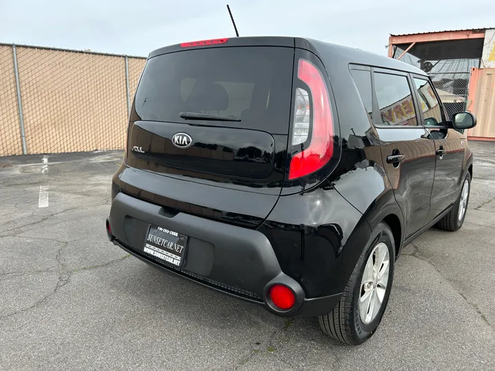 BLACK, 2016 KIA SOUL Image 5