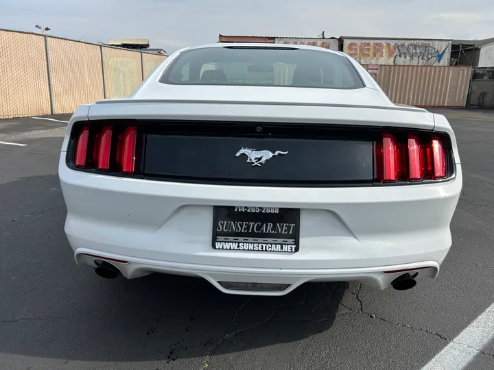 WHITE, 2017 FORD MUSTANG Image 6