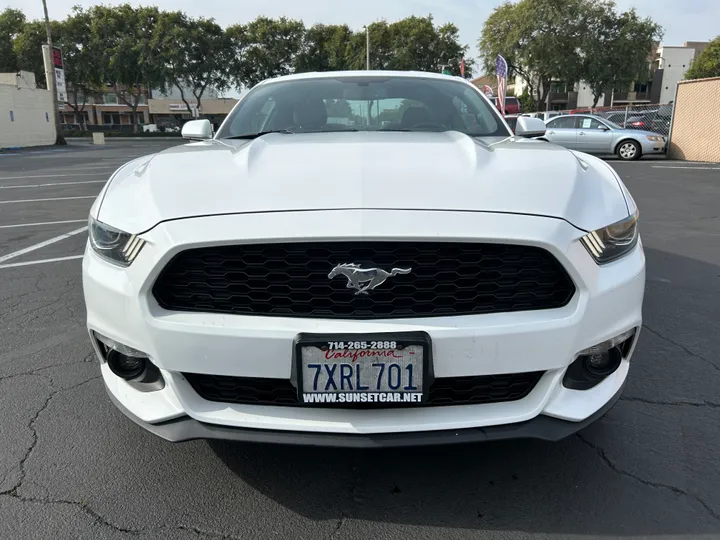 WHITE, 2017 FORD MUSTANG Image 12