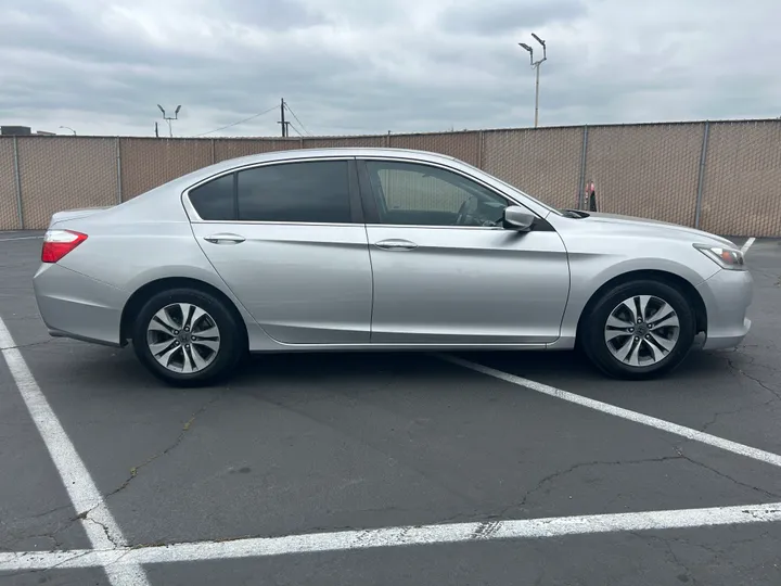 SILVER, 2014 HONDA ACCORD Image 3