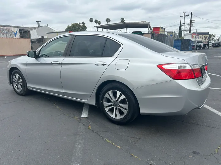 SILVER, 2014 HONDA ACCORD Image 8