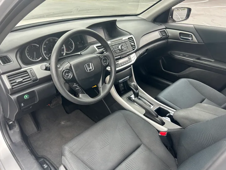 SILVER, 2014 HONDA ACCORD Image 20