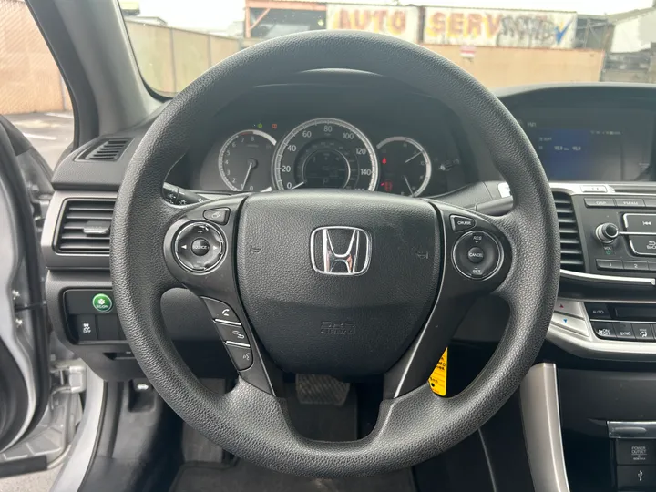 SILVER, 2014 HONDA ACCORD Image 21