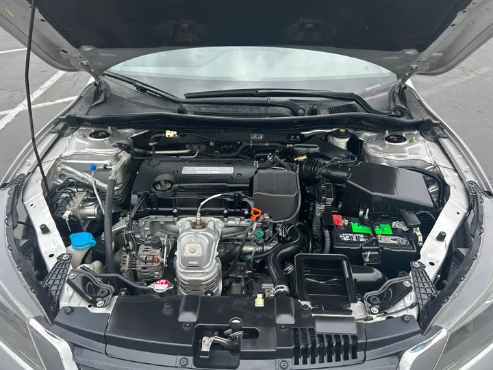 SILVER, 2014 HONDA ACCORD Image 37