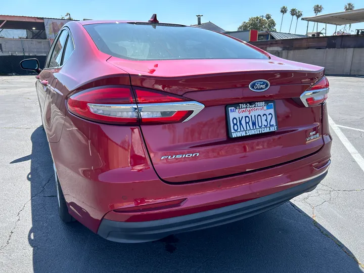 BURGUNDY, 2019 FORD FUSION Image 7