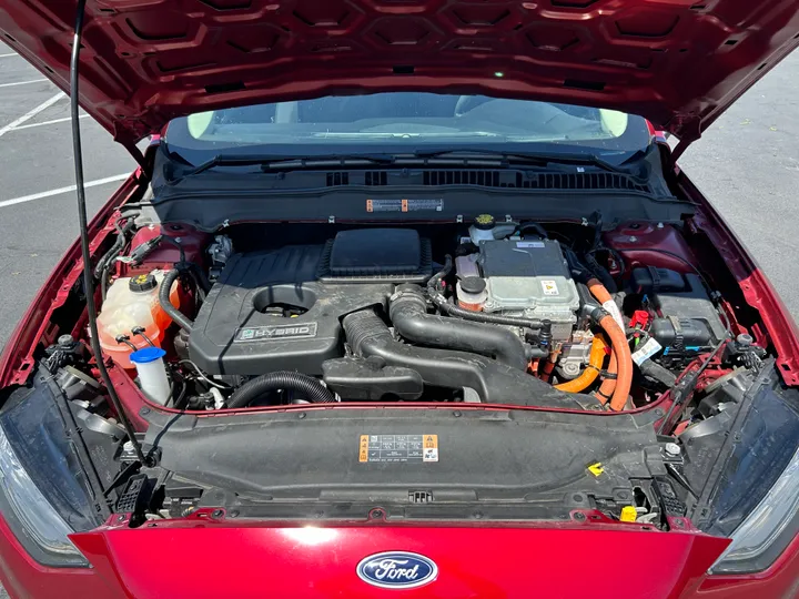 BURGUNDY, 2019 FORD FUSION Image 40