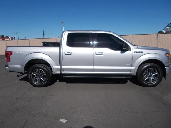 SILVER, 2017 FORD F150 SUPERCREW CAB Image 3