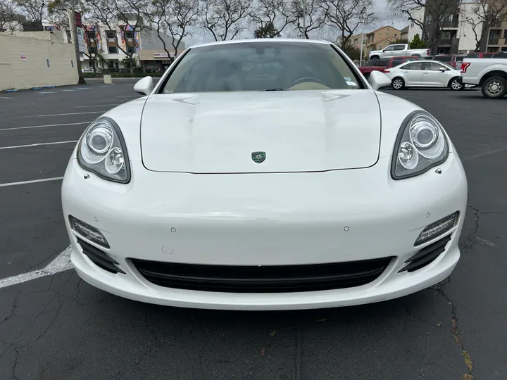 WHITE, 2012 PORSCHE PANAMERA Image 13