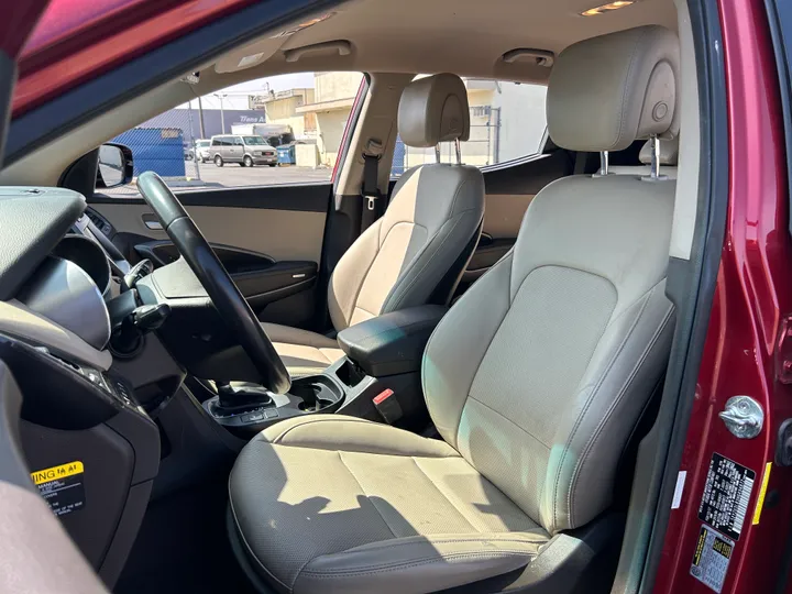 RED, 2017 HYUNDAI SANTA FE SPORT Image 20