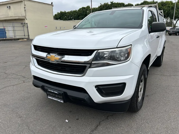 WHITE, 2018 CHEVROLET COLORADO EXTENDED CAB Image 11