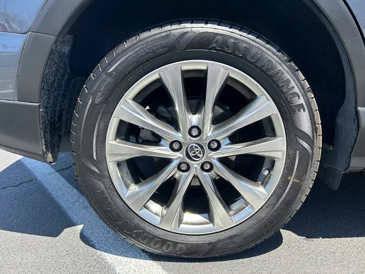 GRAY, 2018 TOYOTA RAV4 HYBRID Image 14