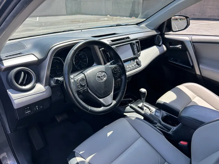 GRAY, 2018 TOYOTA RAV4 HYBRID Image 22