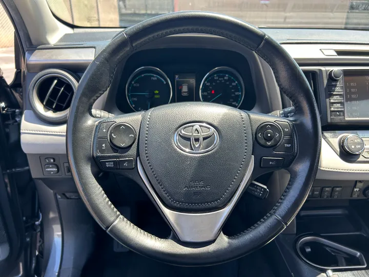 GRAY, 2018 TOYOTA RAV4 HYBRID Image 23