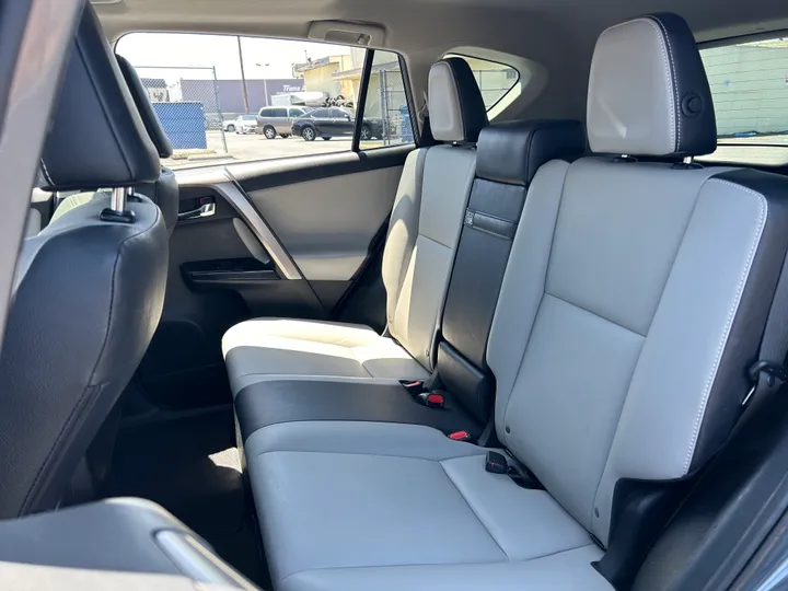 GRAY, 2018 TOYOTA RAV4 HYBRID Image 32