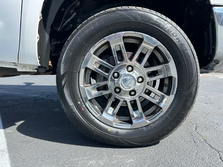 WHITE, 2014 TOYOTA TUNDRA DOUBLE CAB Image 13