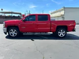 RED, 2018 CHEVROLET SILVERADO 1500 CREW CAB Thumnail Image 9