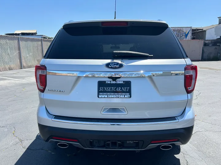 SILVER, 2019 FORD EXPLORER Image 6