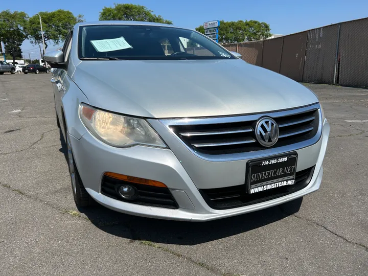 SILVER, 2010 VOLKSWAGEN CC Image 2