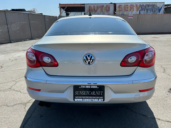 SILVER, 2010 VOLKSWAGEN CC Image 6