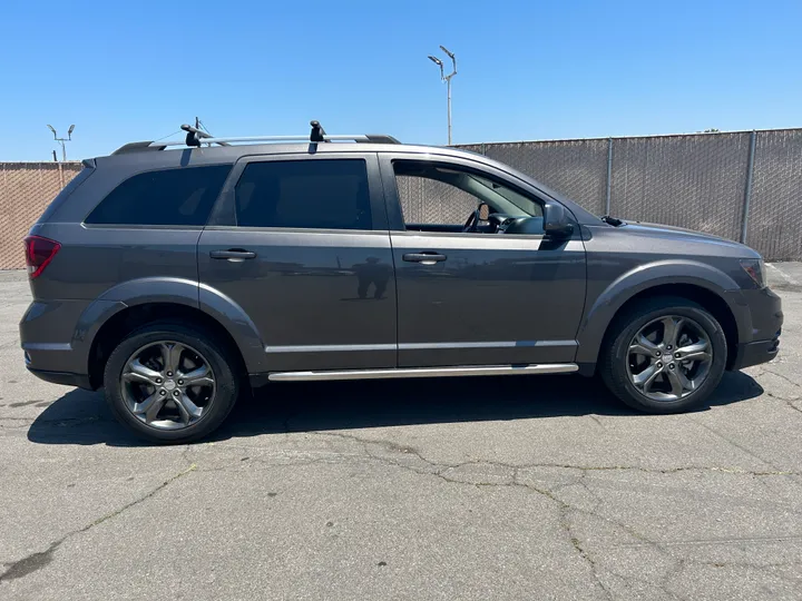 CHARCOAL, 2016 DODGE JOURNEY Image 3