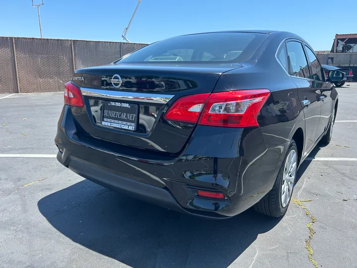 BLACK, 2019 NISSAN SENTRA Image 5