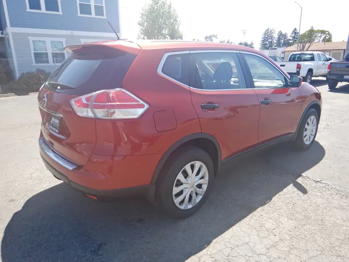 2016 NISSAN ROGUE Image 7