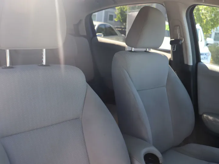 2016 HONDA HR-V Image 19