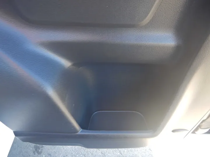 WHITE, 2019 TOYOTA TACOMA ACCESS CAB Image 23