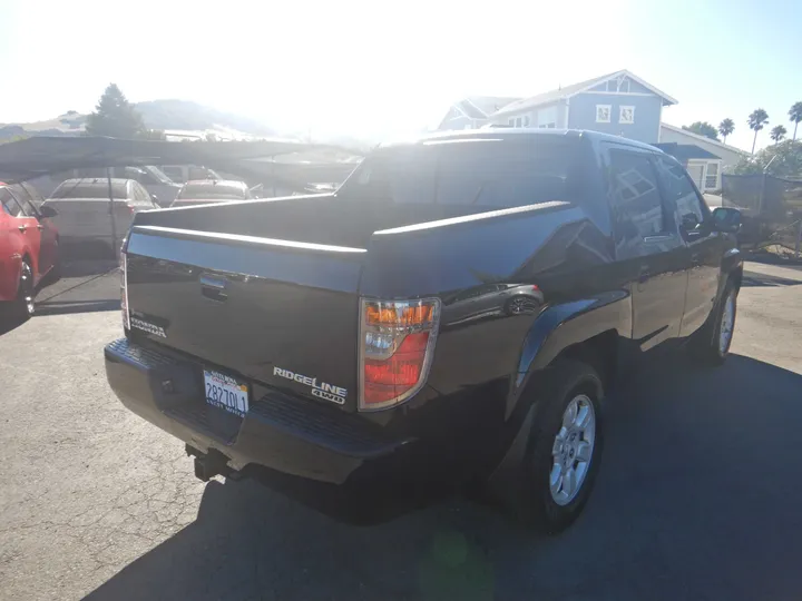 2006 HONDA RIDGELINE Image 6