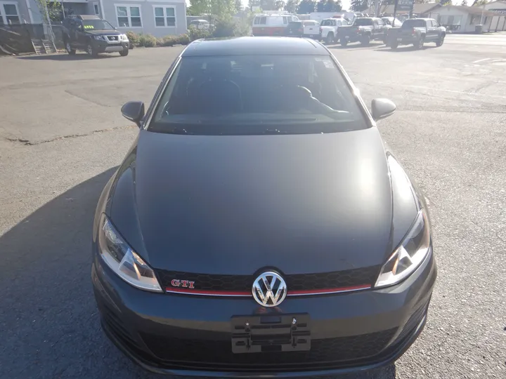 2015 VOLKSWAGEN GOLF GTI Image 8