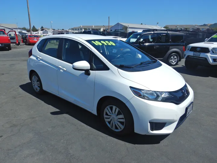 2016 HONDA FIT Image 7