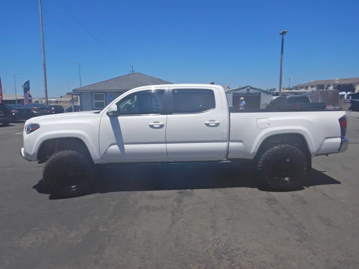 2017 TOYOTA TACOMA DOUBLE CAB Image 2