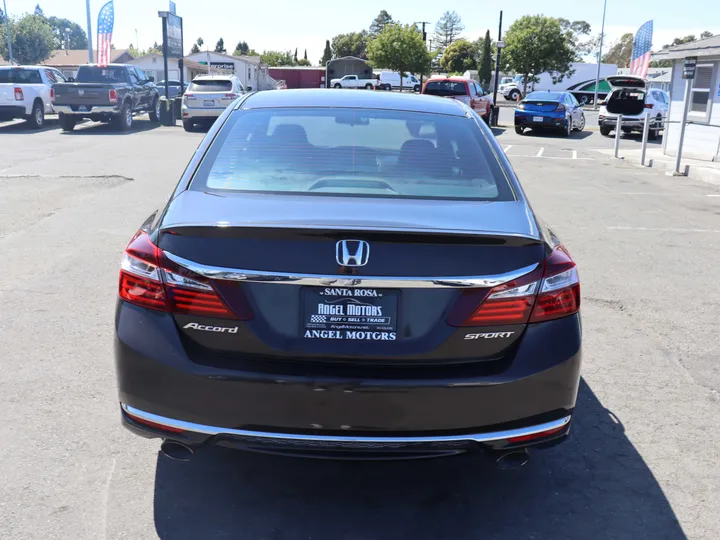 2016 HONDA ACCORD Image 4