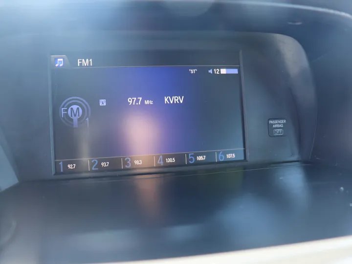 2016 HONDA ACCORD Image 28