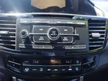 2016 HONDA ACCORD Thumnail Image 30