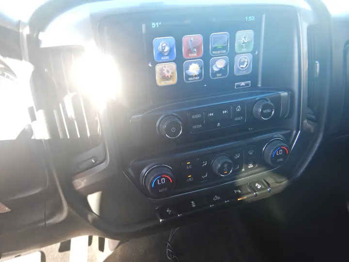 2017 CHEVROLET SILVERADO 1500 CREW CAB Image 22