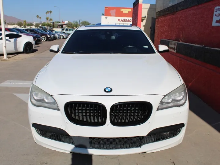 White, 2015 BMW 7 Series Image 3