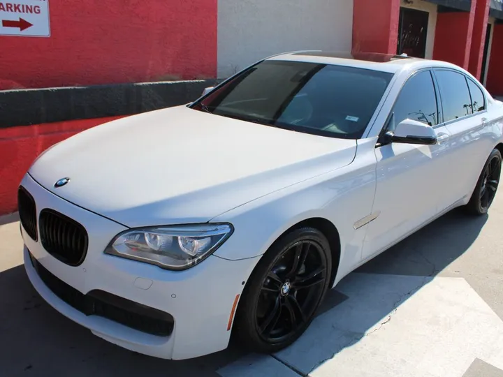 White, 2015 BMW 7 Series Image 6