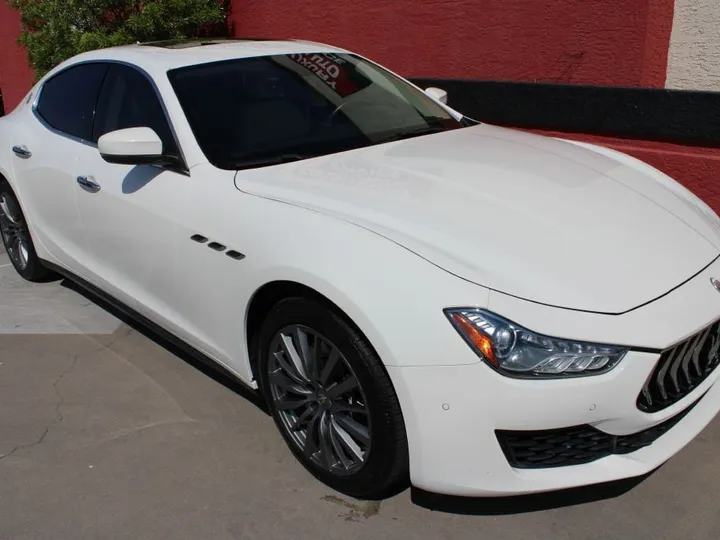 WHITE, 2018 Maserati Ghibli Image 5