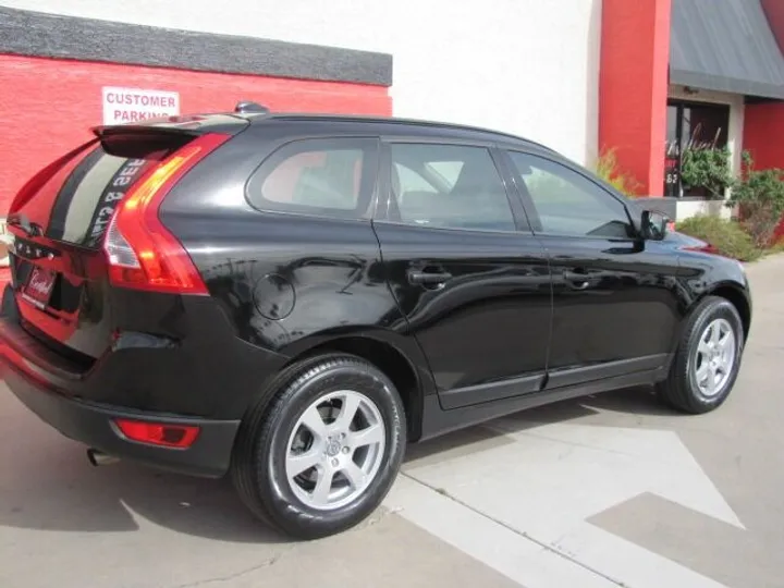 Black, 2012 Volvo XC60 Image 7