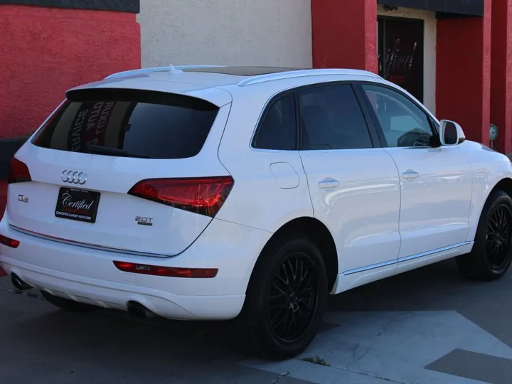 White, 2017 Audi Q5 Image 6